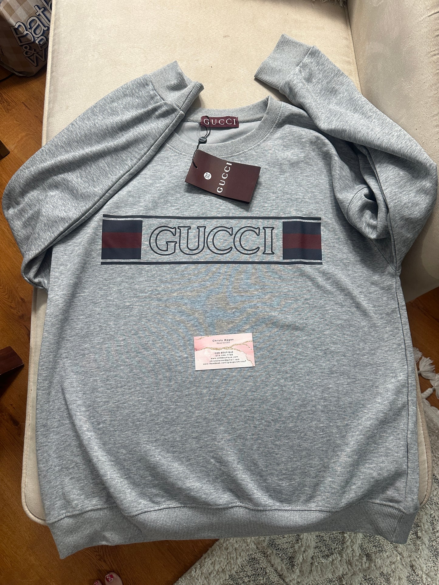 Accessories!! Electronics, belts, 🧣perfume,🧦make up bags, 🕶️Keychains,🧢