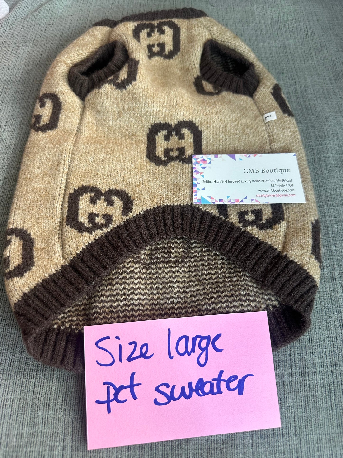 Accessories!! Electronics, belts, 🧣perfume,🧦make up bags, 🕶️Keychains,🧢