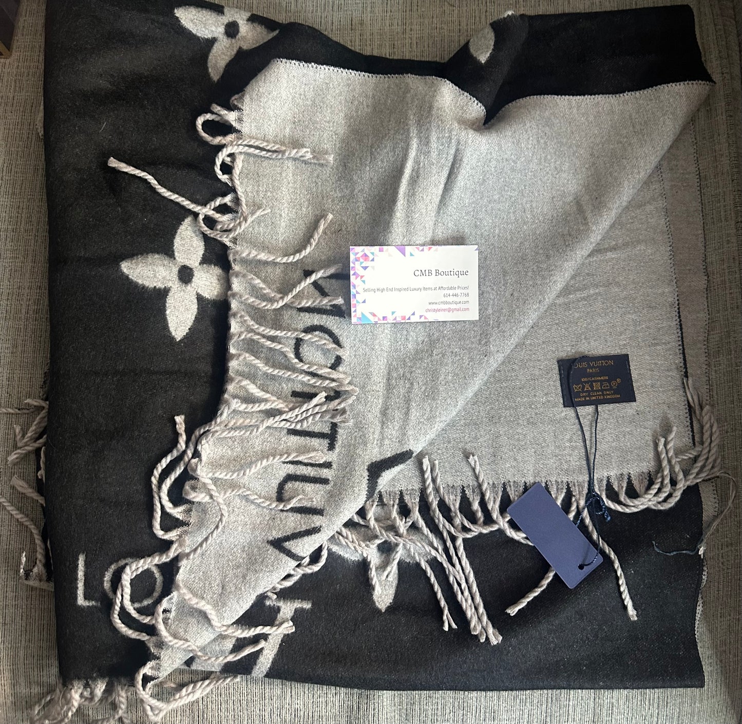 Accessories!! Electronics, belts, 🧣perfume,🧦make up bags, 🕶️Keychains,🧢