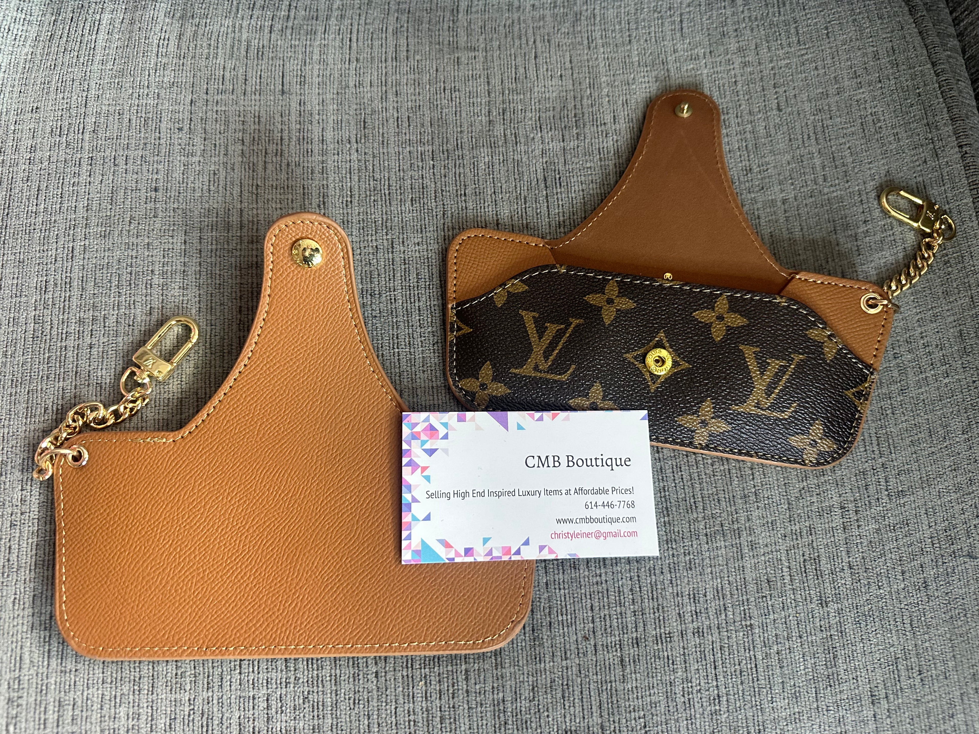 Accessories!! Electronics, belts, 🧣perfume,🧦make up bags, 🕶️Keychains,🧢