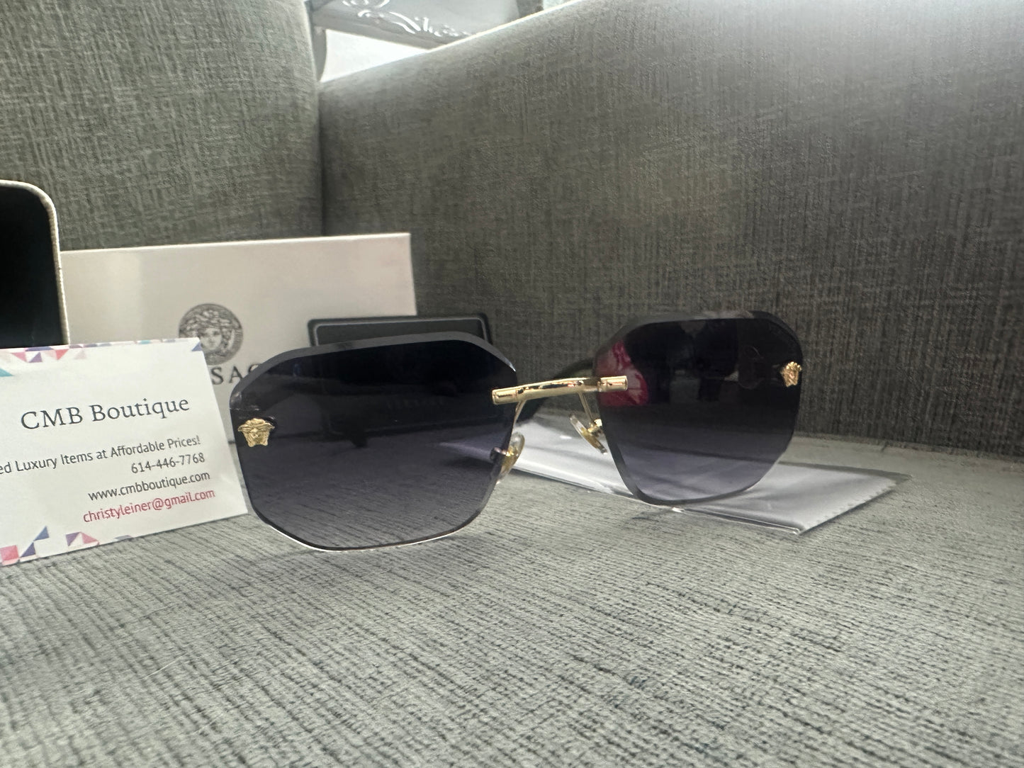 Accessories!! Electronics, belts, 🧣perfume,🧦make up bags, 🕶️Keychains,🧢