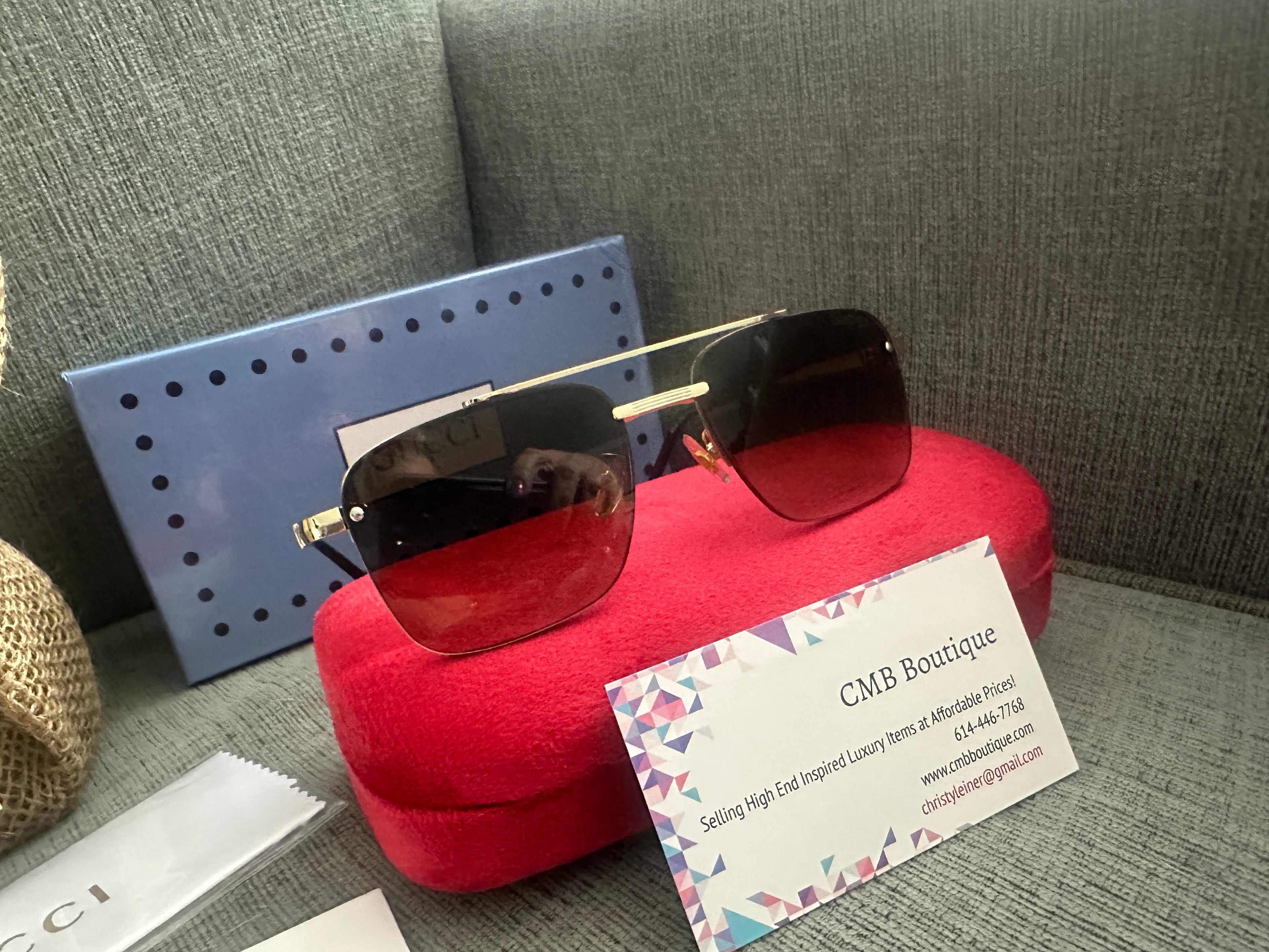 Accessories!! Electronics, belts, 🧣perfume,🧦make up bags, 🕶️Keychains,🧢