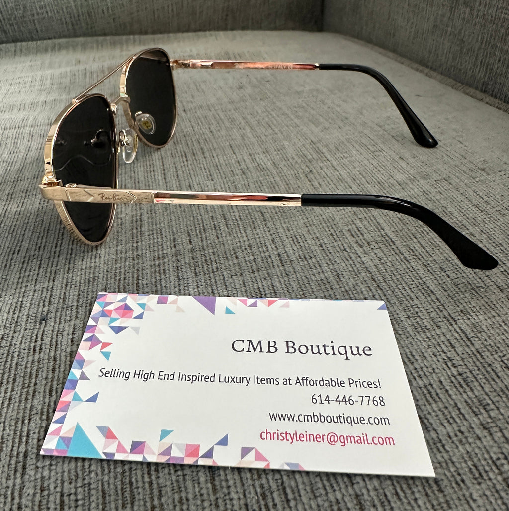 Accessories!! Electronics, belts, 🧣perfume,🧦make up bags, 🕶️Keychains,🧢