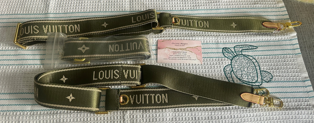 Accessories!! Electronics, belts, 🧣make up bags, 🕶️Keychains,🧢