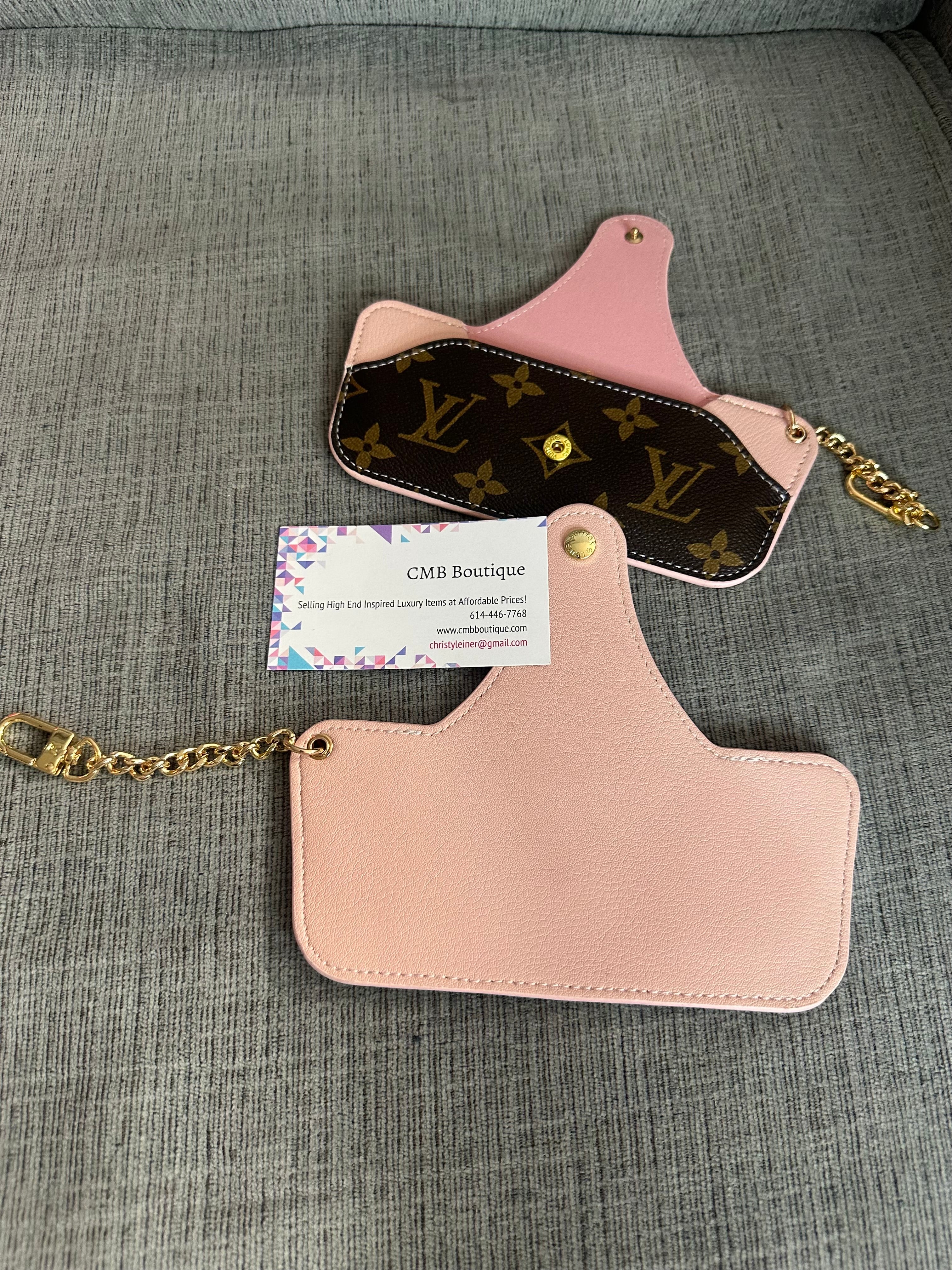 Accessories!! Electronics, belts, 🧣perfume,🧦make up bags, 🕶️Keychains,🧢