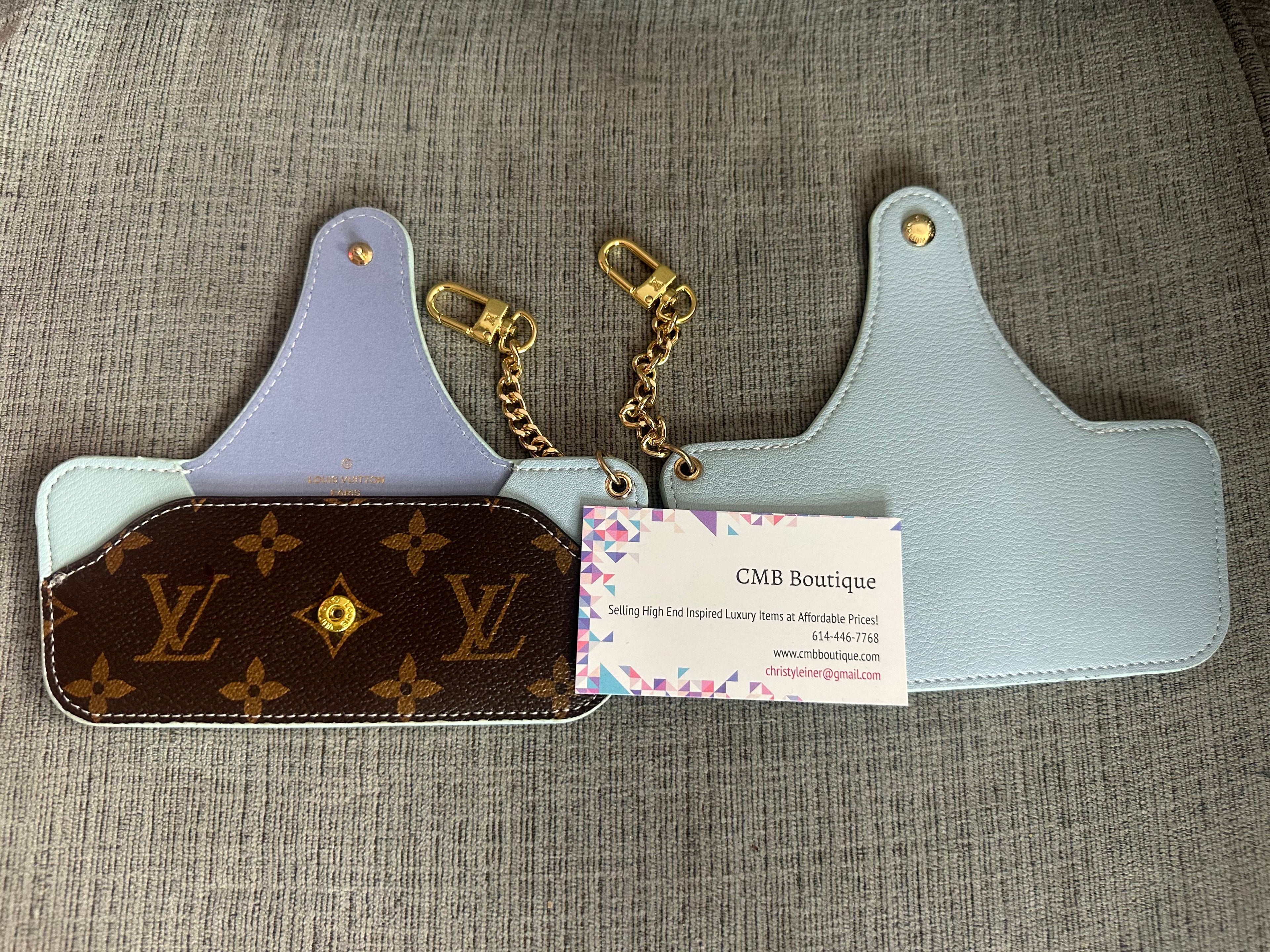 Accessories!! Electronics, belts, 🧣perfume,🧦make up bags, 🕶️Keychains,🧢