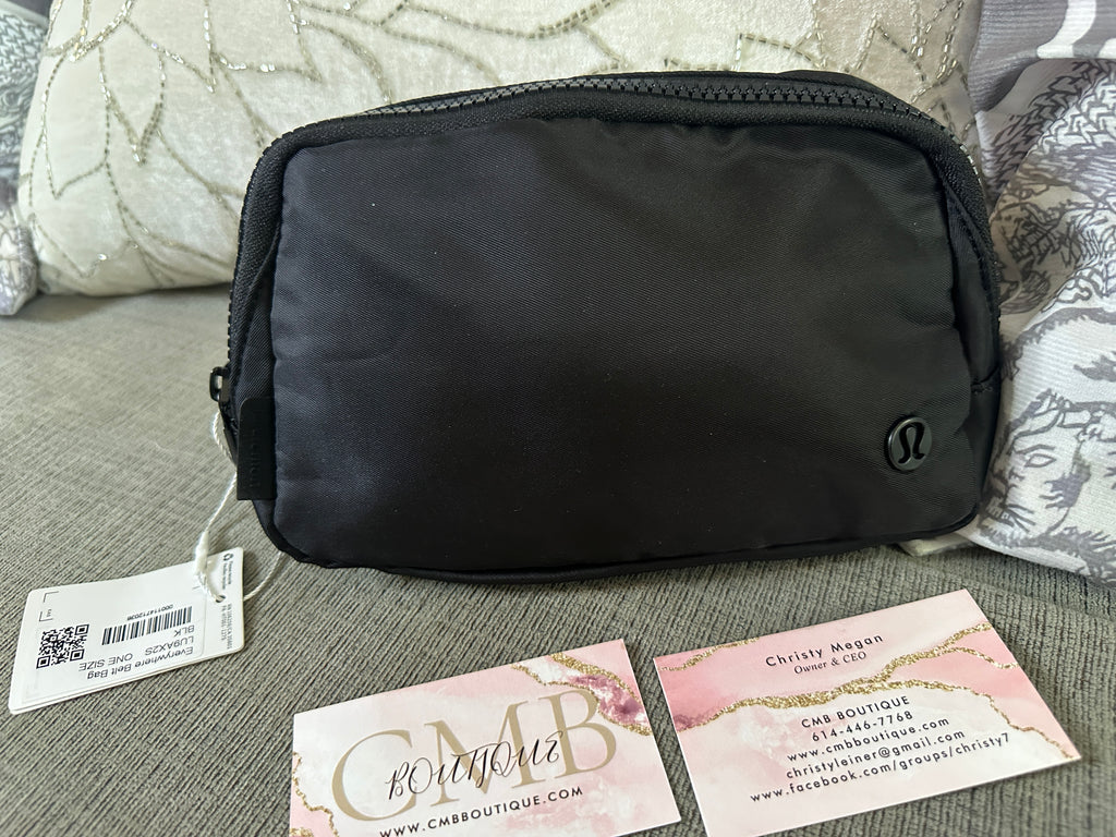 Accessories!! Electronics, belts, 🧣perfume,🧦make up bags, 🕶️Keychains,🧢