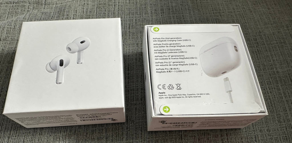 Accessories!! Electronics, belts, 🧣make up bags, 🕶️Keychains,🧢