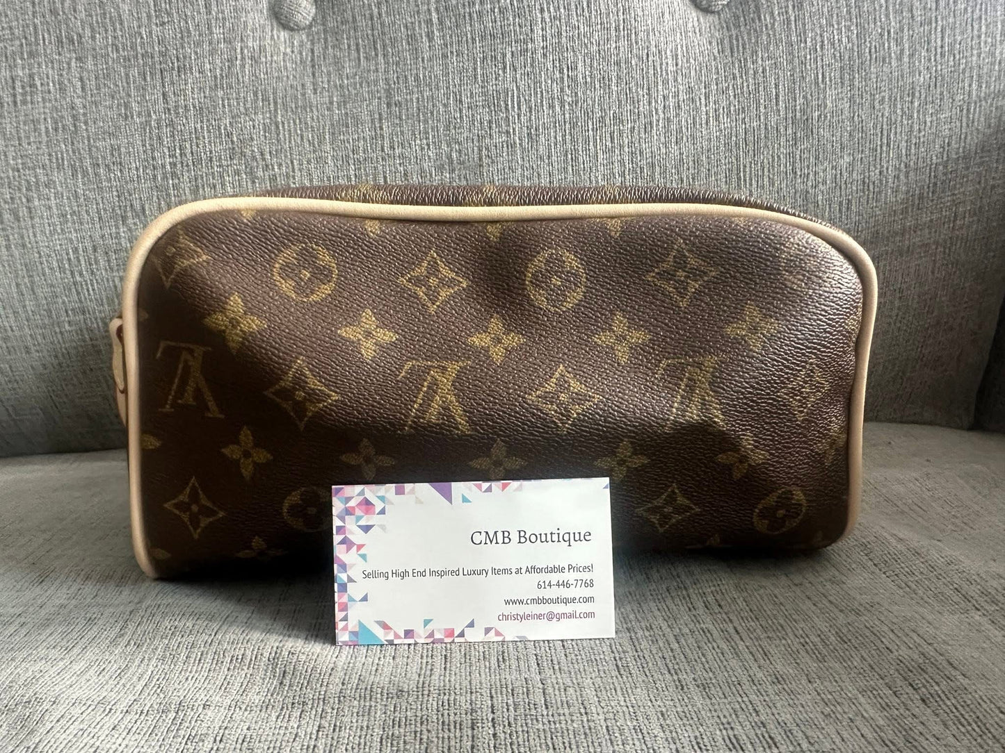 Accessories!! Electronics, belts, 🧣perfume,🧦make up bags, 🕶️Keychains,🧢