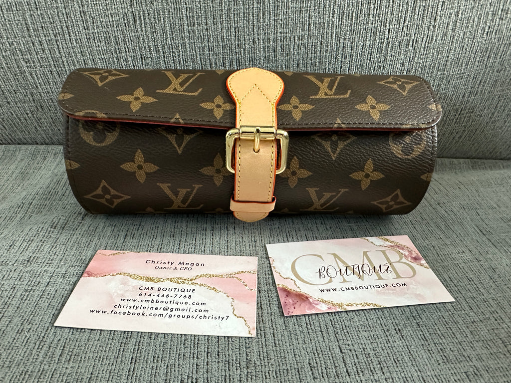 Accessories!! Electronics, belts, 🧣make up bags, 🕶️Keychains,🧢