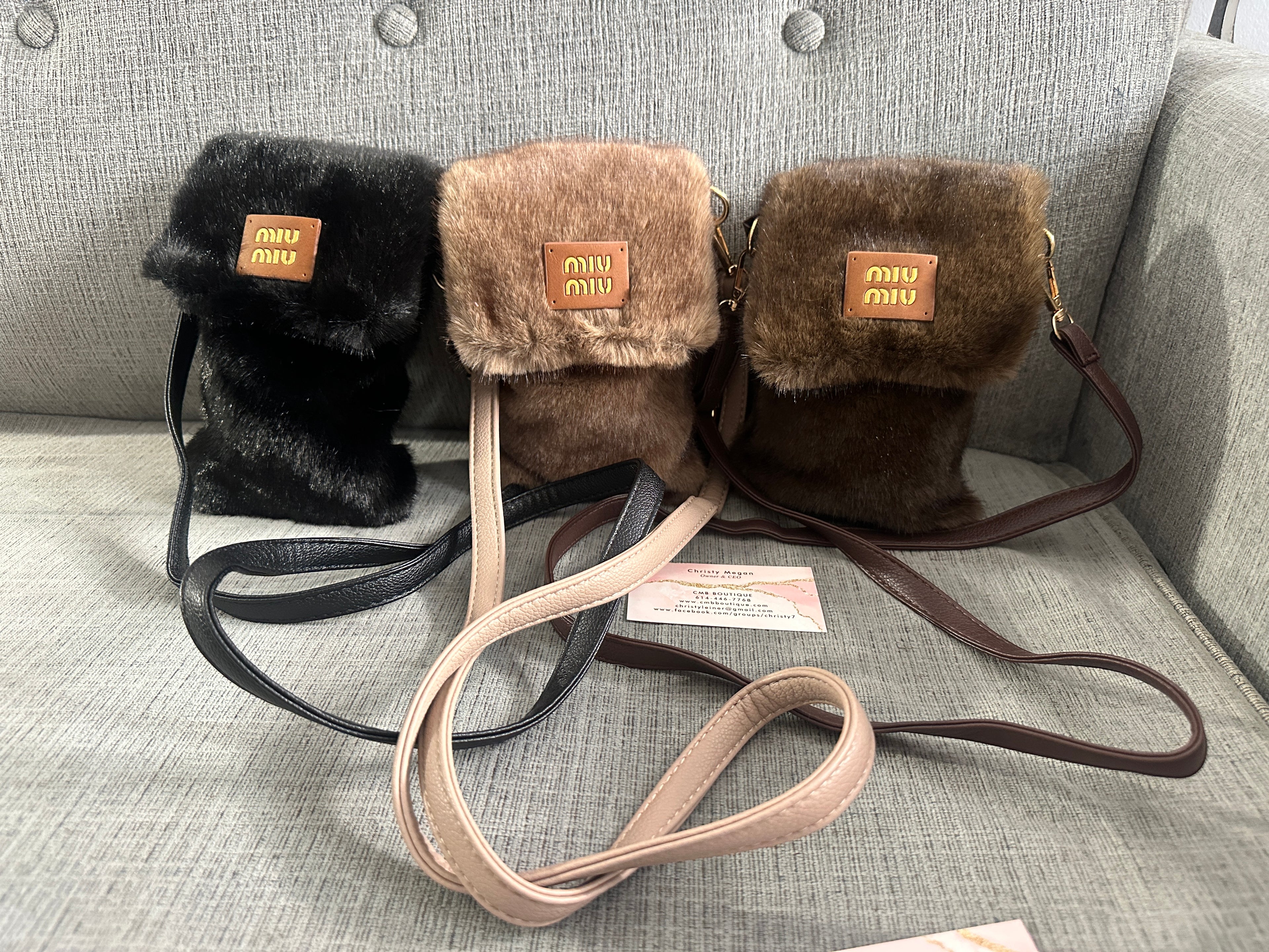 Accessories!! Electronics, belts, 🧣make up bags, 🕶️Keychains,🧢