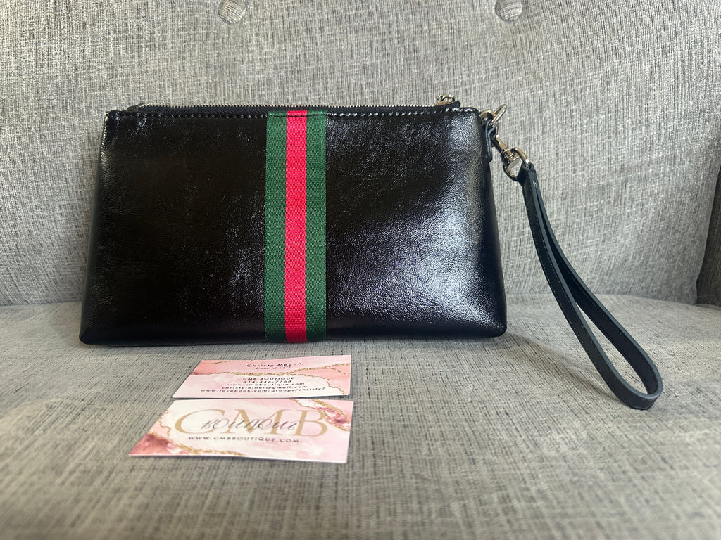 Accessories!! Electronics, belts, 🧣make up bags, 🕶️Keychains,🧢
